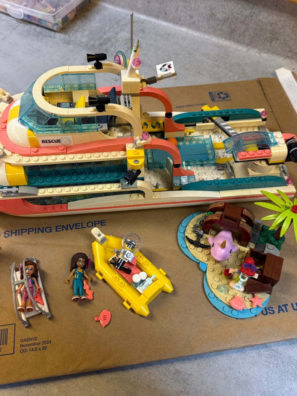 Lego Friends Rescue Mission Boat 41481